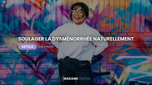 Femme qui soulage sa dysménorrhée naturellement